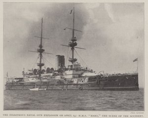 A desastrosa explosão de arma naval em 14 de abril, HMS Mars, a cena do acidente de English Photographer