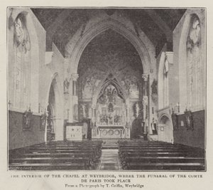 O interior da capela em Weybridge, onde ocorreu o funeral do conde de Paris de English Photographer