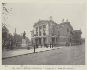 O Teatro Nacional, Christiania, com estátuas de Ibsen e Bjornson de English Photographer