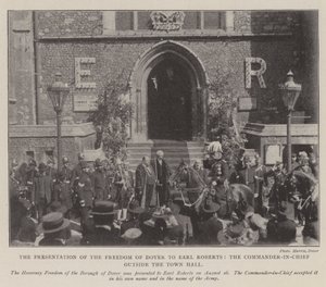 A apresentação da liberdade de Dover a Earl Roberts, o comandante-chefe fora da câmara municipal de English Photographer