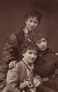 The Sisters Vokes de English Photographer