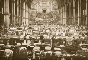 O Sleeping Hall, Alexandra Palace, ilustração de prisioneiros alemães na Grã-Bretanha (photogravura) de English Photographer