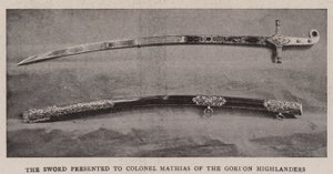 A Espada apresentada ao Coronel Mathias dos Gordon Highlanders de English Photographer