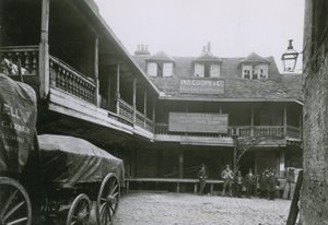 O Tabard Inn, em Southwark de English Photographer