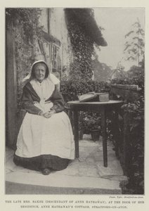 A falecida Mrs Baker (Descendente de Anne Hathaway), na porta de sua residência, Anne Hathaways Cottage, Stratford-on-Avon de English Photographer