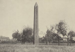 O obelisco de Heliópolis, onde Moisés foi educado de English Photographer