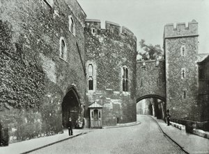 Torre de Londres, Tower Hill: A Torre Sangrenta, 1890 de English Photographer