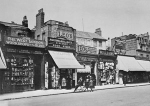 Vista do Portão de Notting Hill, c.1913 de English Photographer