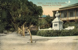 Monumento Wagham, Porto Taufiq, Suez (foto a cores) de English Photographer