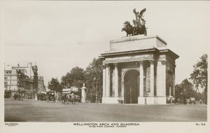 Arco de Wellington e Quadriga, Hyde Park Corner de English Photographer