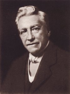 William Hesketh Lever, Primeiro Visconde Leverhulme de English Photographer