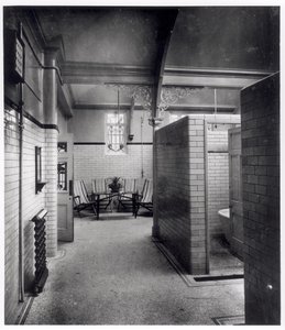 Cubículos privados e área de espera de Bramley Baths, Leeds