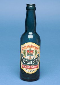 Garrafa de corona futebol stout de English School
