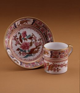 Xícara de café e pires de estilo chinês, Spode, Staffordshire, c.1800 (porcelana)