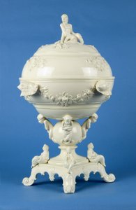 Cocklepot no carrinho, Leeds, c.1790 (creamware) de English School