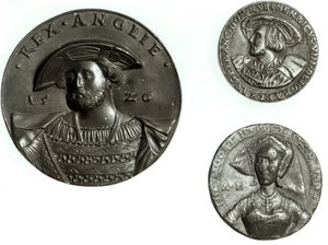 Moedas representando Henrique VIII e Ana Bolena (ouro)