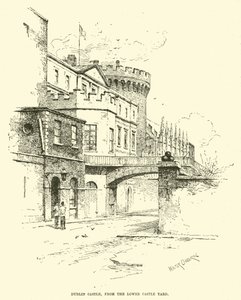 Castelo de Dublin, do pátio inferior do castelo de English School