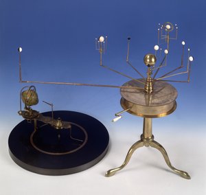 Planetário portátil tipo Martin ou Orrery, de Thomas Blunt (fl.1760-1822) George Newman e Thomas Voigt, c.1808 (latão, bronze prateado e marfim) (ver também 135772)
