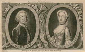 Sr. Garrick e Mademoiselle Violet (Eva Marie Veigel) de English School
