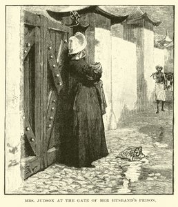 Sra. Judson no portão de sua prisão de maridos de English School