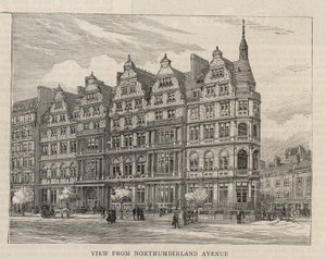 Novo edifício do Constitutional Club em Northumberland Avenue: Vista da Northumberland Avenue de English School