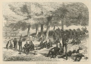 Polícia esperando em Kensington Gardens de English School