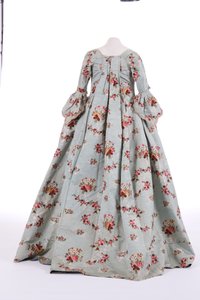 Vista traseira, de, um, sacola, vestido traseiro, 1760s, (brocaded, silk)