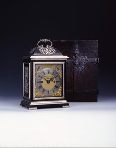 The Barnard Tompion, Tompion and Banger, London, No. 460, impressionante relógio de suporte, c.1708 (ébano e prata) (ver também 745882-88) de English School