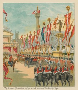 A princesa Alexandra em sua chegada cruzando a ponte de Londres de English School