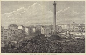 The Royal Review of Troops from Egypt, the Scene at Trafalgar-Square (gravura) de English School
