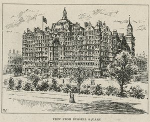 O Russell Hotel, vista da Russell Square de English School