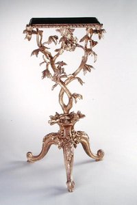Mesa de tripé, c.1760 (madeira dourada) de English School