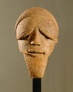 Cabeça de homem, escultura de Sokoto, Nigéria (terracota)