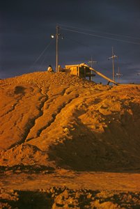 Mina de estanho no planalto de Jos, Nigéria, África