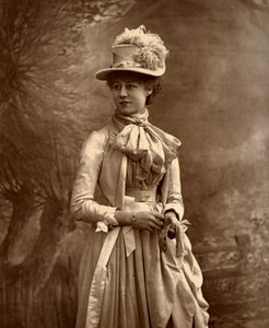 Violet Vanbrugh, atriz britânica, 1887.