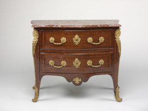Cômoda de Etienne Doirat
