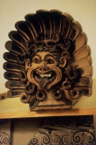 Antefix na forma de uma cabeça de Gorgons (terracota) de Etruscan