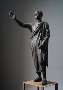 Aule Metele (O Orador), orador romano - escultura de bronze etrusco, h: 179 cm, ca.90-70 AC, de Pila, Itália - civilização etrusca: "O magistrado de Perugia Aulus Metellus diz que o Orador ou o Arringatore" Escultura de Bronze de Etruscan
