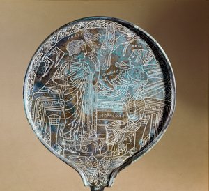 Arte etrusca: espelho de volta em bronze: Afrodite persuadiu Helene a seguir Paris até Troy. Século V AC. Roma, Museo Nazionale di Villa Giulia de Etruscan