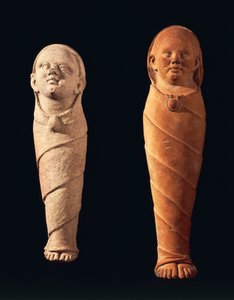 Terracotta ex-voto com bebês, do stipe votivo, de Tessennano (Lazio). Civilização Etrusca, Século IV a.C. de Etruscan