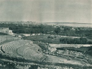 Vista da cidade do teatro grego, Siracusa, Sicília, Itália, 1927 de Eugen Poppel