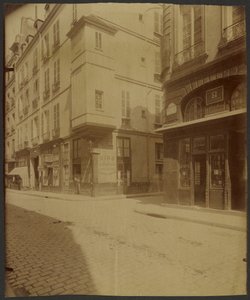 Torreão da rua Saint Paul.  Terá sido o gabinete de Botal, médico de Henrique III. de Eugène Atget