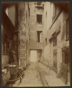 Pátio antigo, Rue Quincampoix 22 (4.º)