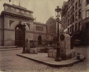 Fonte da Lécole Polytechnique, 1902. de Eugène Atget