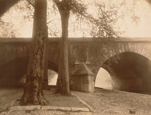 Pont Marie, 1926 (albumen printing-out paper photograph) de Eugène Atget