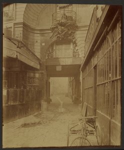 Porta do Dragão de Eugène Atget