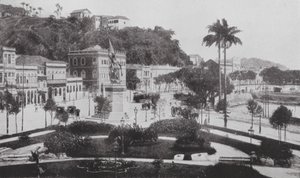 Brazil: Praca Cabral, Rio (b/w photo) de European Photographer