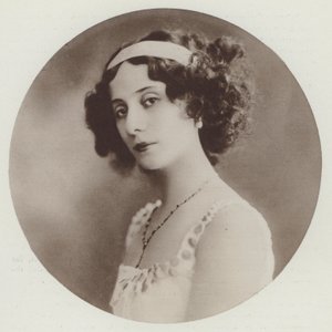 Pavlova em 1910 (fotografia a preto e branco) de European Photographer