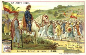 Imperador Menelik II da Etiópia revendo as tropas de European School