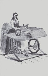 Mulher que usa uma máquina de costura (litho) de European School